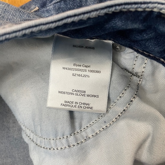 Silver Jeans Co Elyse Capris - Picture 4 of 4